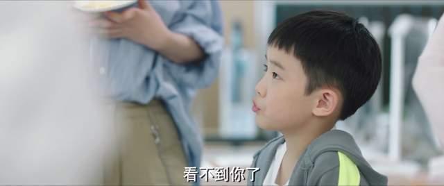 顾谦虚千辰吃瓜,瓜田里的甜蜜邂逅